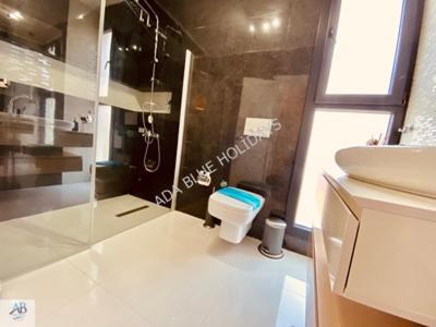 Villa Kusadasinda Muhtesem Havuzlu Miray A3