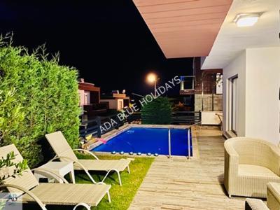 Villa Kusadasinda Muhtesem Havuzlu Miray A3